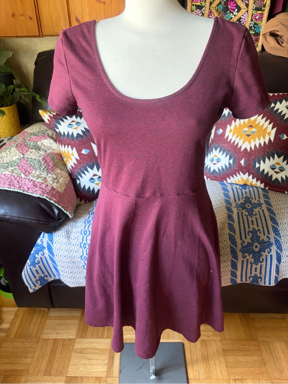 Forever 21 Dark Red Maroon Fit Flare Skater Mini Dress Scoop Neck Size Lrg